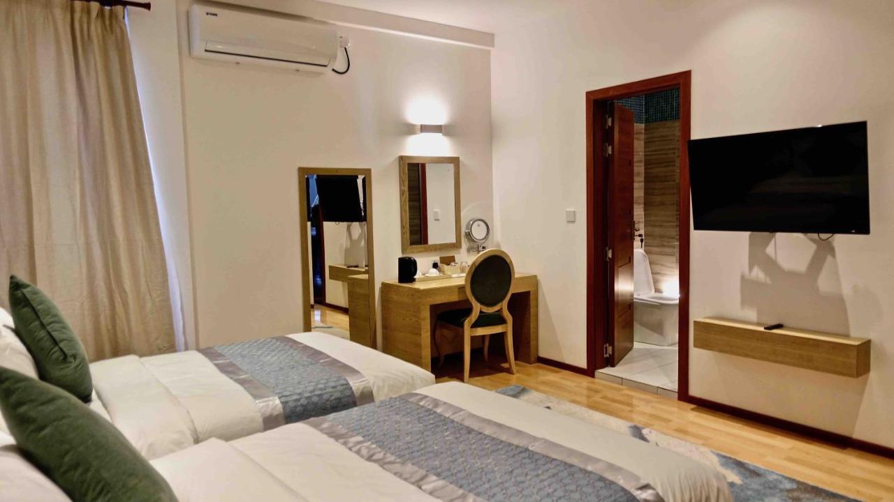 Zero Degree Residence Fuvahmulah ภายนอก รูปภาพ